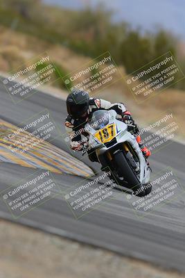 media/Jan-15-2023-SoCal Trackdays (Sun) [[c1237a034a]]/Turn 3 (1115am)/